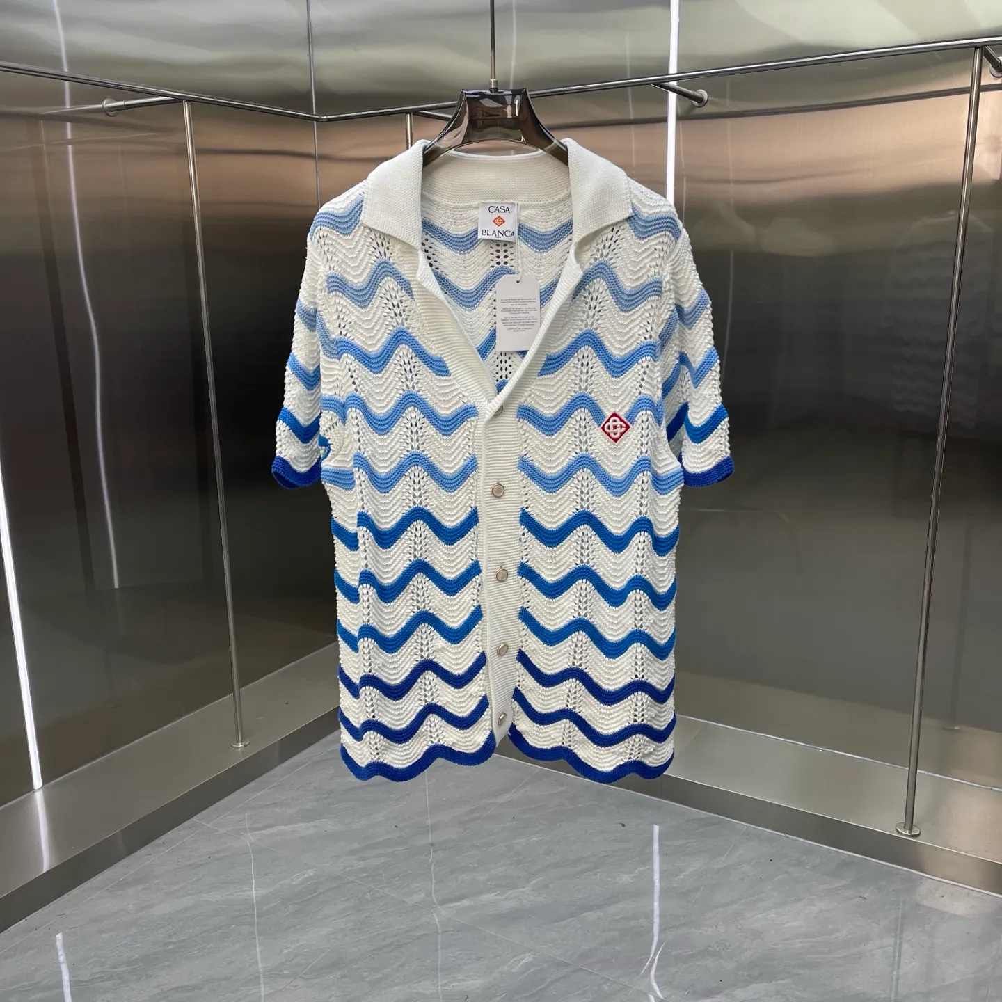 CASABLANCA Casablanca sweater suit (high version) Original development Comfortable upper body Imported equipment Original high-density embroidered seal Two-color splicing Hand-sewn cuffs + hem Made by domestic first-line brands Factory OEM workmanship Impeccable Sizes: S M L XL XXL